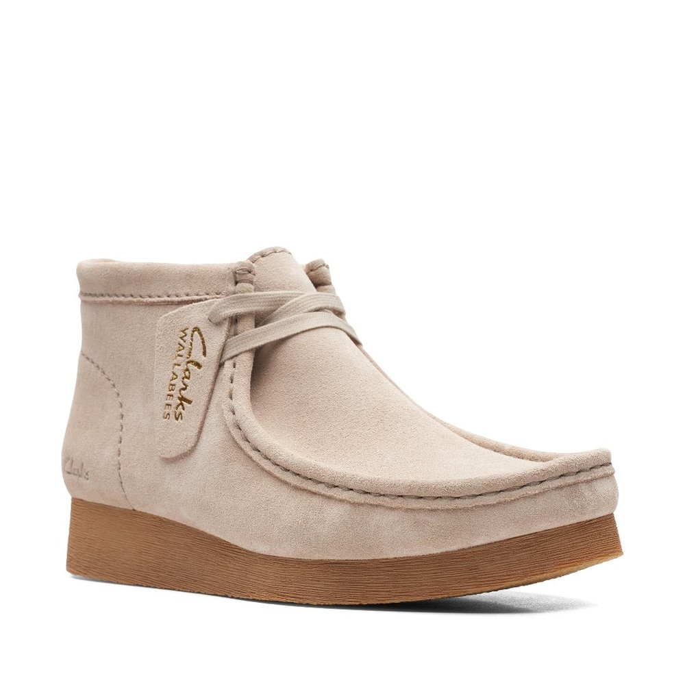 Clarks Women S Wallabee Boot 2 Lace up Moccasins